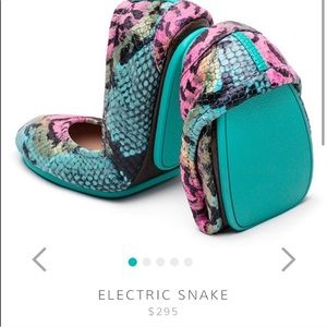 Electric Snake Tieks